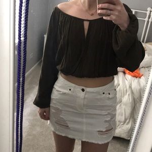 Chloe K olive crop top